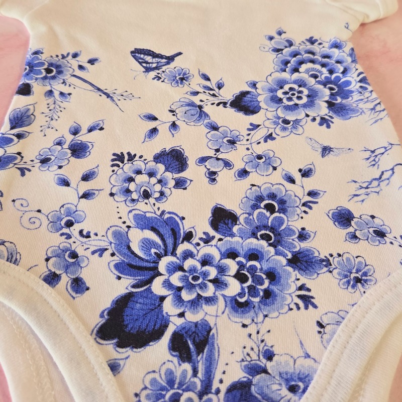 Delft Blauw Inspired Onesie - Floral - Image 3